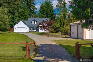 12217 Waller Rd E, Tacoma, WA 98446 - Photo 2