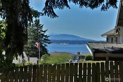 569 Otter Way, Freeland, WA 98249 - Photo 2