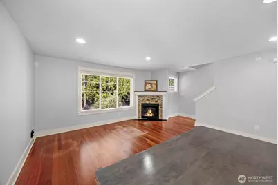 9130 45th Avenue SW #B, Seattle, WA 98136 - Photo 20