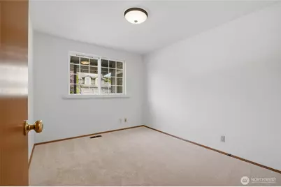 16616 37th Place W, Lynnwood, WA 98037 - Photo 14
