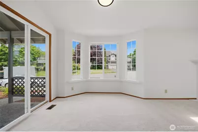 16616 37th Place W, Lynnwood, WA 98037 - Photo 4