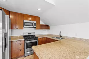 16405 86th St E, Sumner, WA 98390 - Photo 32