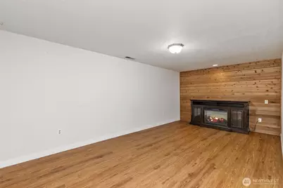 960 NE Melanie Court, Bremerton, WA 98311 - Photo 24