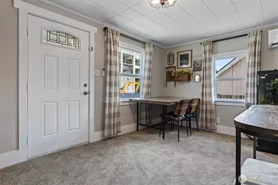 706 Harrison Street, Sumner, WA 98390 - Photo 6