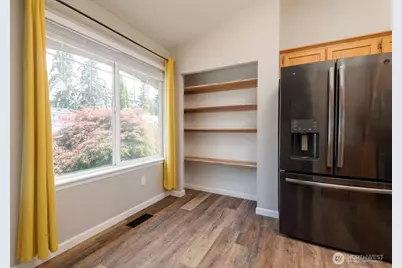 16520 10th Avenue Ct E, Spanaway, WA 98387 - Photo 10