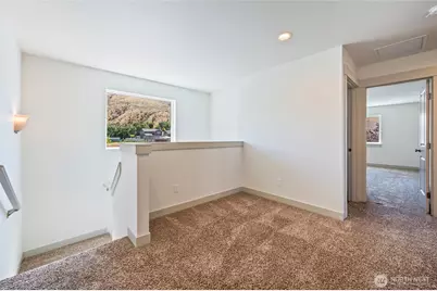 624 Craig Avenue, Wenatchee, WA 98801 - Photo 12