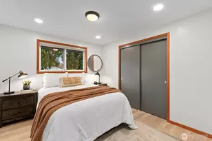 4902 NE 7th Pl, Renton, WA 98059 - Photo 16