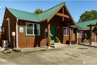 475 SE Barrington Drive #B, Oak Harbor, WA 98277 - Photo 1