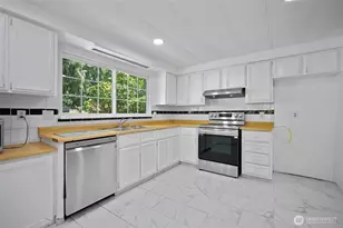 2282 Yew St, Bellingham, WA 98229 - Photo 6