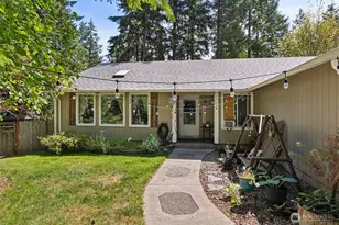 22521 Crown Cir SE, Yelm, WA 98597 - Photo 2