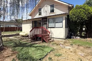 224 Bartlett Ave E, Omak, WA 98841 - Photo 6