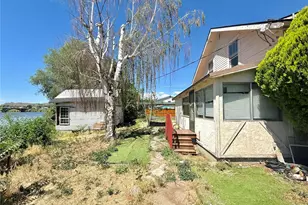 224 Bartlett Ave E, Omak, WA 98841 - Photo 4