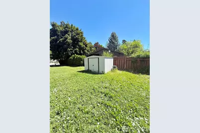 224 Bartlett Avenue E, Omak, WA 98841 - Photo 8