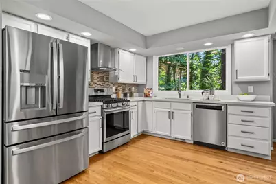 9123 NE 145th Street, Kirkland, WA 98034 - Photo 6