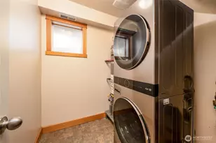 8517 Stone Ave N, Seattle, WA 98103 - Photo 20