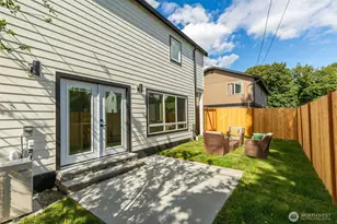 10053 8th Ave NW, Seattle, WA 98177 - Photo 8