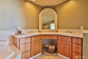 7532 Maxwelton Beach Ln, Clinton, WA 98236 - Photo 34