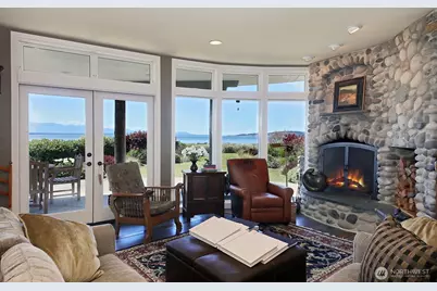 7532 Maxwelton Beach Lane, Clinton, WA 98236 - Photo 22
