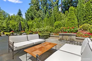 2553 Medina Cir, Medina, WA 98039 - Photo 32