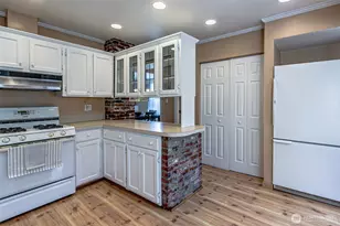 3806 S 9th St, Tacoma, WA 98405 - Photo 16