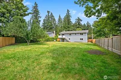 15328 56th Avenue W, Edmonds, WA 98026 - Photo 16