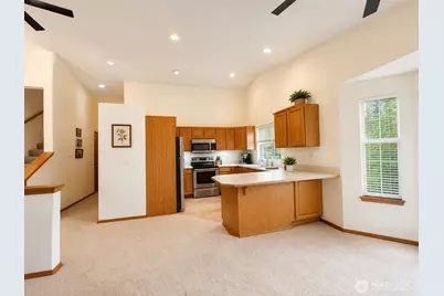 219 7th Street NE, Puyallup, WA 98372 - Photo 10