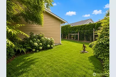 219 7th Street NE, Puyallup, WA 98372 - Photo 6