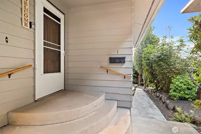 2516 Rockefeller Avenue #A, B, Everett, WA 98201 - Photo 20