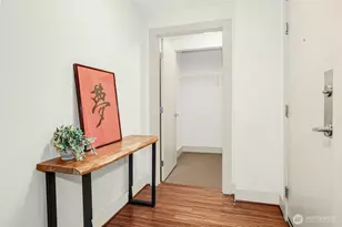 1550 Eastlake Ave E, Seattle, WA 98102 - Photo 8