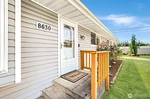 8630 19th St SE, Lake Stevens, WA 98258 - Photo 2