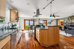 453 Race Rd, Coupeville, WA 98239 - Photo 16