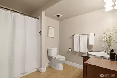 7323 NE Sand Point Way #111, Seattle, WA 98115 - Photo 14