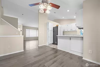 9735 S 222nd Street, Kent, WA 98031 - Photo 4