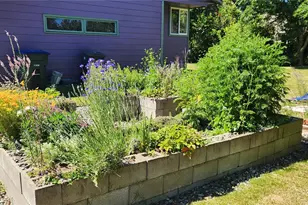 1085 Garfield Ave, Blaine, WA 98230 - Photo 8