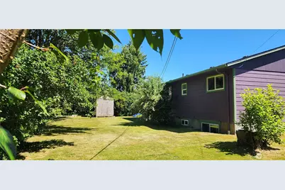 1085 Garfield Avenue, Blaine, WA 98230 - Photo 10