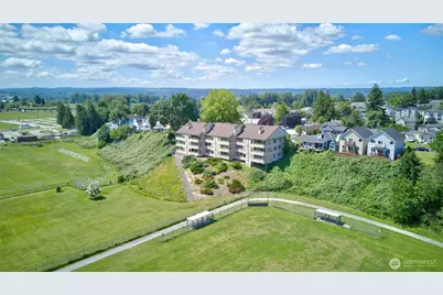 101 Pine Avenue #103, Snohomish, WA 98290 - Photo 2