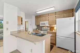 9718 52nd Dr NE, Marysville, WA 98270 - Photo 8