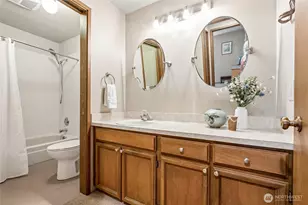15800 Village Green Dr, Mill Creek, WA 98012 - Photo 16