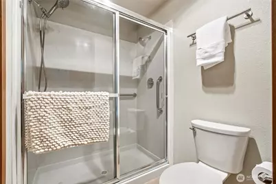 15800 Village Green Drive #2, Mill Creek, WA 98012 - Photo 20