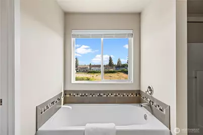 2908 177th Street Ct E, Tacoma, WA 98445 - Photo 34