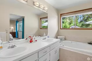 11011 210th St SE, Snohomish, WA 98296 - Photo 18