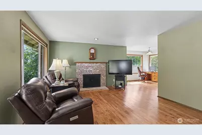 11011 210th Street SE, Snohomish, WA 98296 - Photo 10