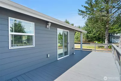 882 Vagabond Avenue SW, Ocean Shores, WA 98569 - Photo 18