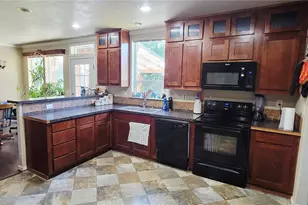 40 SE Foxglove Ave, Shelton, WA 98584 - Photo 4