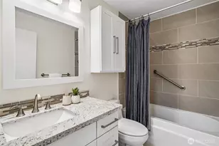 12700 NE 8th St, Bellevue, WA 98005 - Photo 14