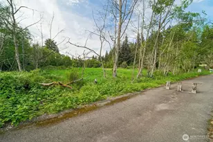 12700 NE 8th St, Bellevue, WA 98005 - Photo 24