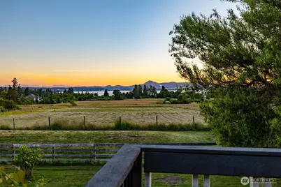 13187 Rector Road, Mount Vernon, WA 98273 - Photo 4