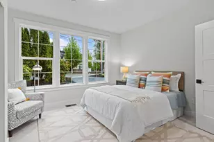 9207 NE 175th St, Bothell, WA 98011 - Photo 14