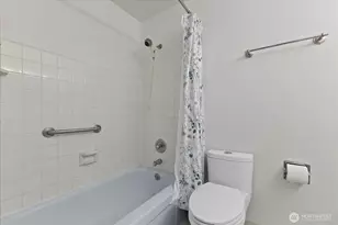 11006 NE 68th St, Kirkland, WA 98033 - Photo 28
