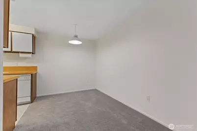 11006 NE 68th Street #819, Kirkland, WA 98033 - Photo 16